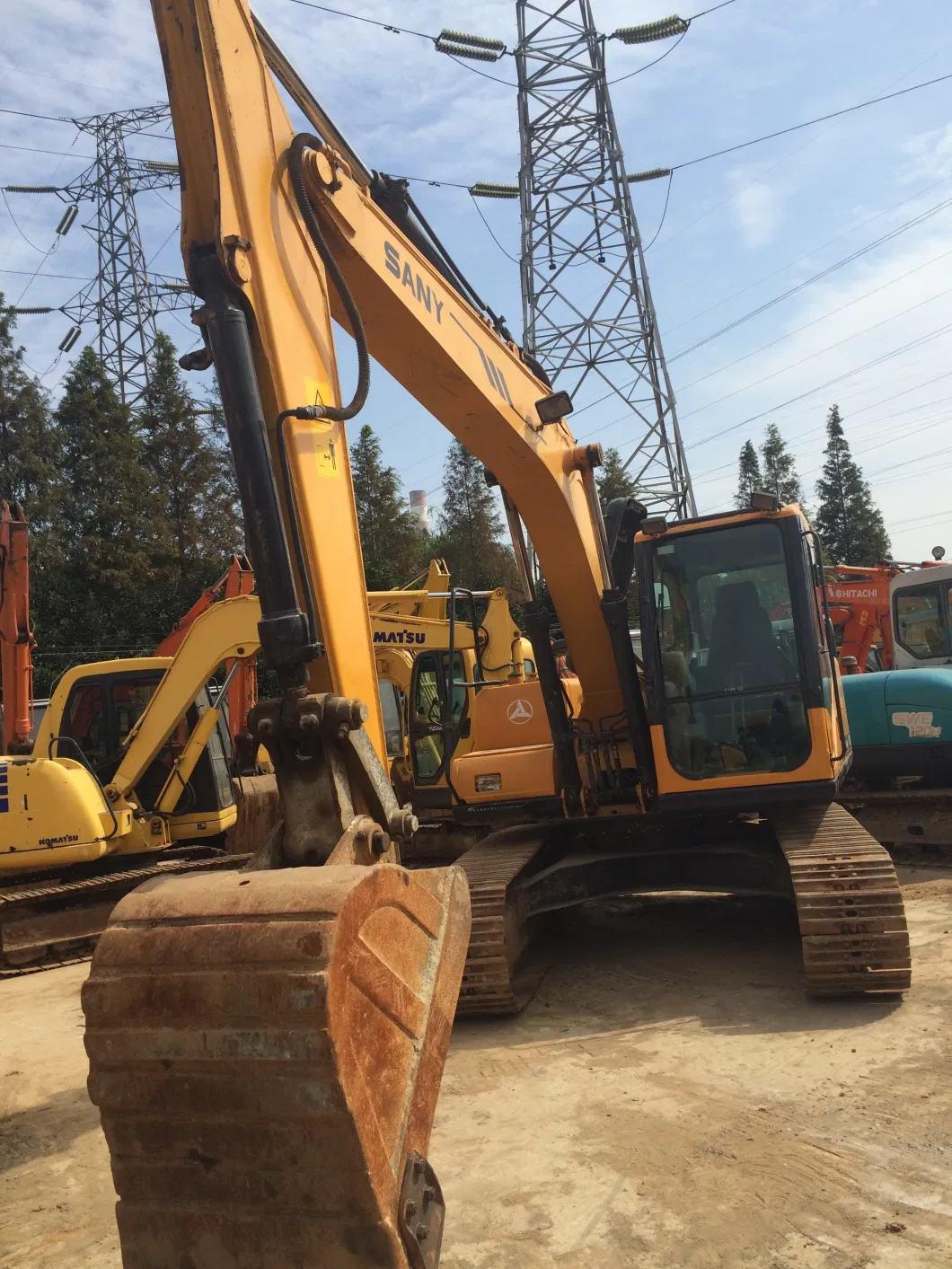 Good Condition Low Price Sany 135c-8 Used Excavator